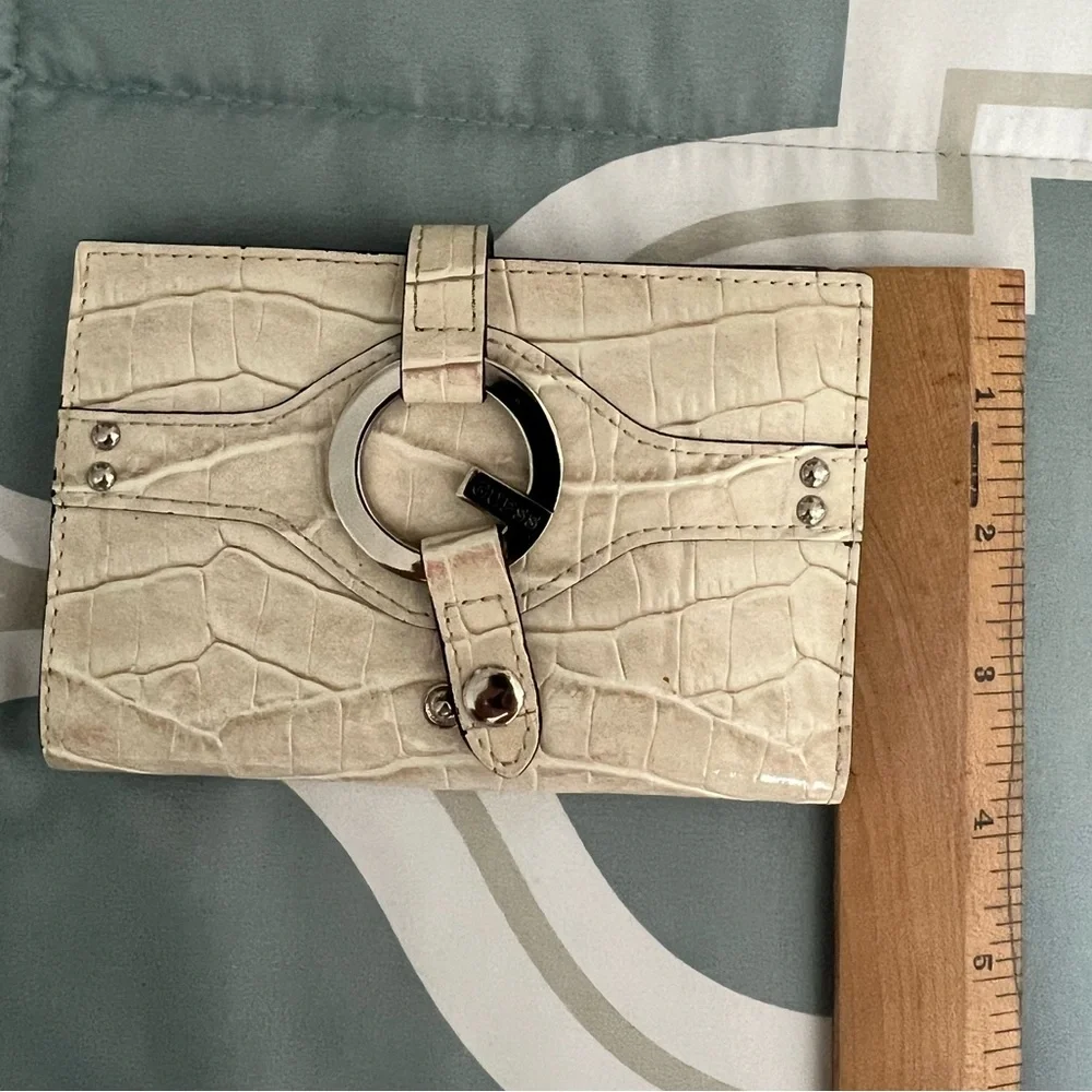 GUESS Crocodile Leather Wallet Off-White - Picture 6 of 7